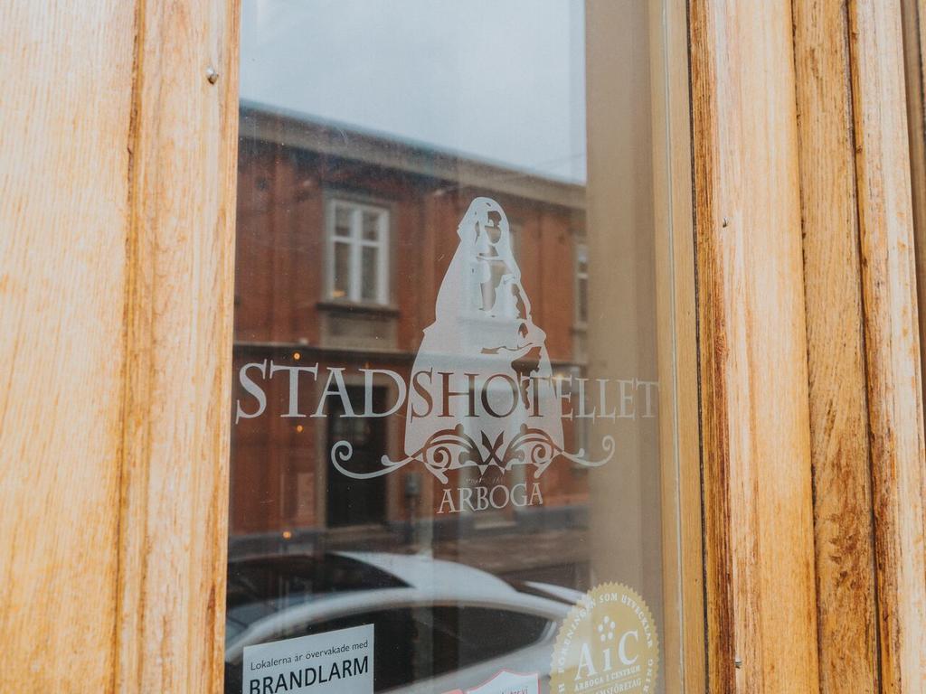 Arboga Stadshotell Bagian luar foto